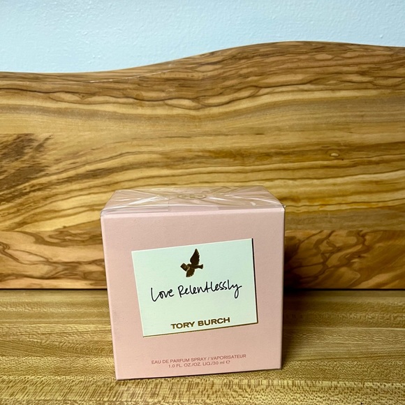 NWT never opened Tory Burch Love Relentlessly 30ml Eau de Parfum - Picture 2 of 3